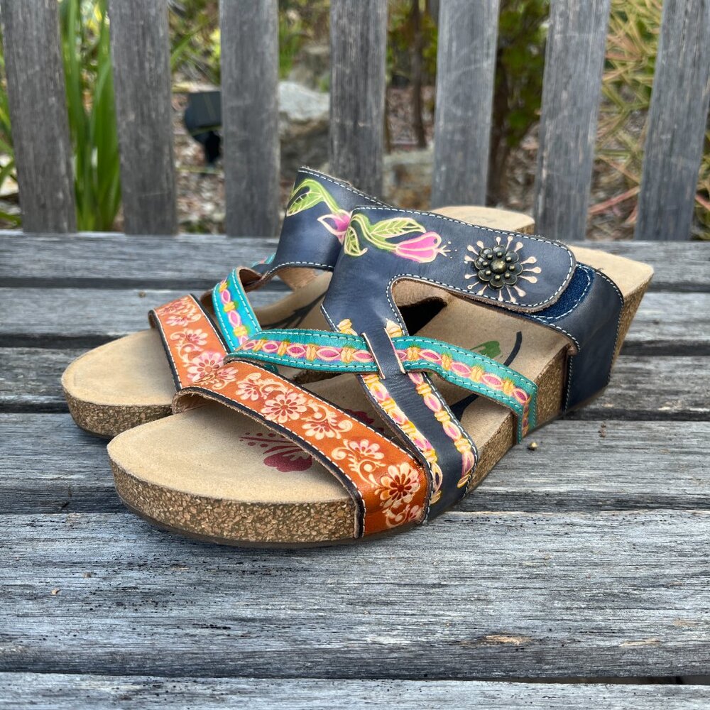 L"Artiste Swan Wedge Spring Step Sandals, Lightly Used, Size 42